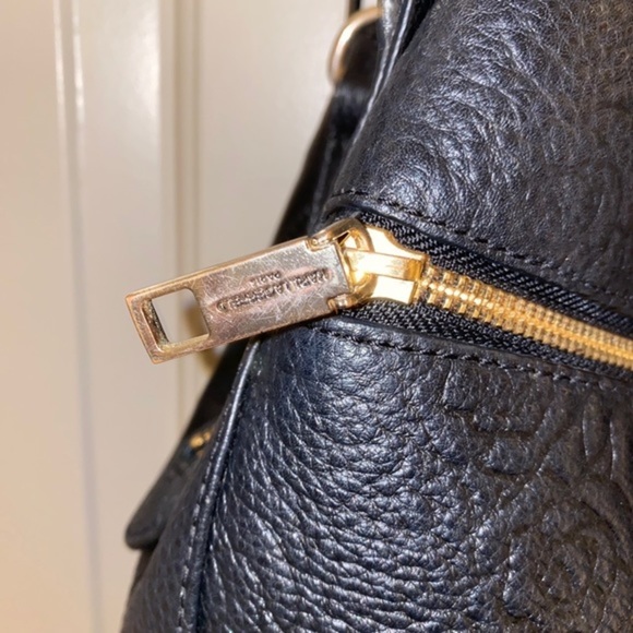 Karl Lagerfeld Paris Flow Embossed Black Medium Sized Purse - Picture 3 of 12